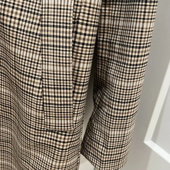 Patterned Trenchcoat - Picture 2 of 6